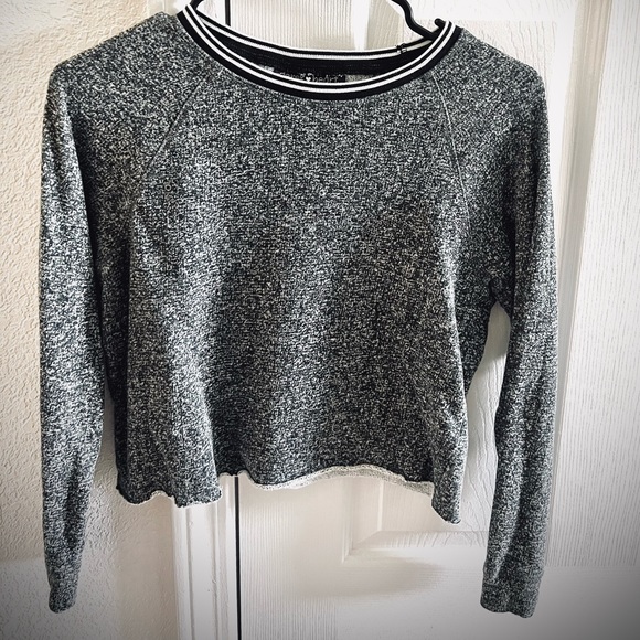 3 Women’s 90’s Style Crop Tops - Picture 4 of 4